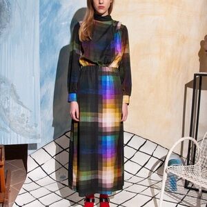 Untitled in motion— prism dress